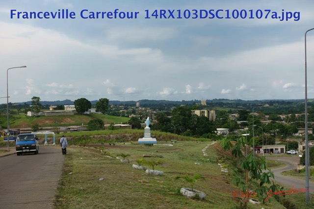 071 Franceville Carrefour 14RX103DSC100107awtmk.JPG