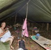 059 LETILI le Campement Preparation du Lit JLA 10E5K2IMG_57779wtmk.jpg