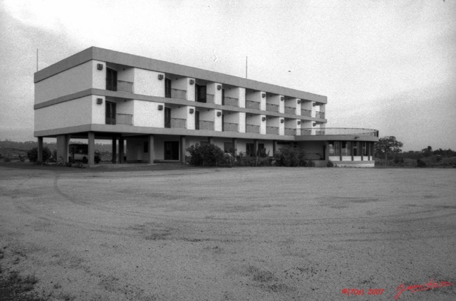 050 1979 Tchibanga Hotel wtmk.JPG