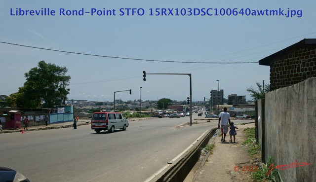 060 Libreville Rond-Point STFO 15RX103DSC100640awtmk.jpg