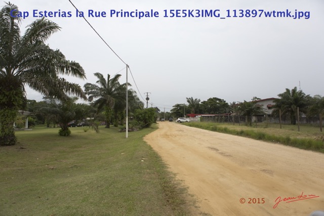 003 Cap Esterias la Rue Principale 15E5K3IMG_113897wtmk.jpg