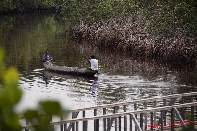 077 WINGOMBE la Lagune et la Pirogue 9E5K2IMG_56458wtmk.jpg