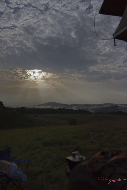 033 Campement vers Booue Levee du Soleil le Matin 12E5K2IMG_75954wtmk.jpg