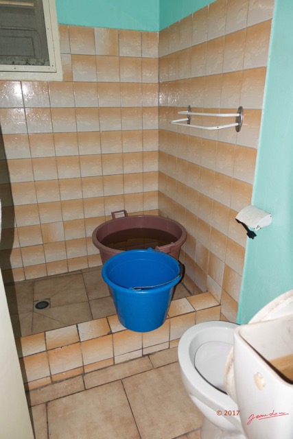 120 LOANGO 3 Inyoungou Sounga Sette-Cama Conseil Departemental Case de Passage Chambre de JLA 16RX104DSC_1000611_DxOwtmk.jpg