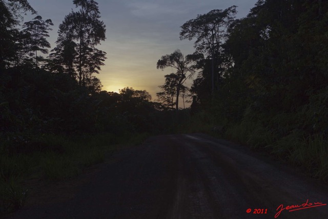 086 BELINGA Piste vers Lascierie a la Nuit Tombante 11E5K2IMG_70973wtmk.jpg