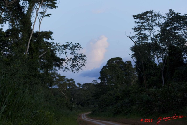 087 BELINGA Piste vers Lascierie a la Nuit Tombante 11E5K2IMG_70980wtmk.jpg