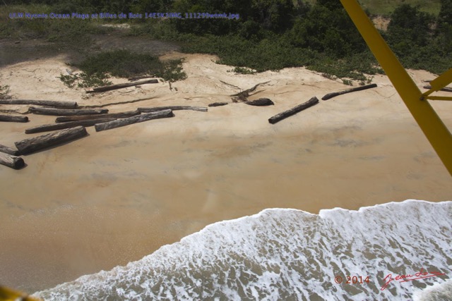 093 ULM Nyonie Ocean Plage et Billes de Bois 14E5K3IMG_111299wtmk.jpg