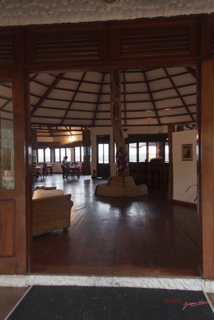 024 LOANGO Lodge Restaurant Entree 12E5K2IMG_77985wtmk.jpg