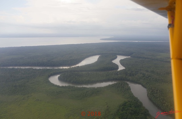 161 WONGA WONGUE 1 le Vol de Retour Survol de la Foret avec la Brume et Riviere 18E5K3IMG_180304127235_DxO-1wtmk.jpg