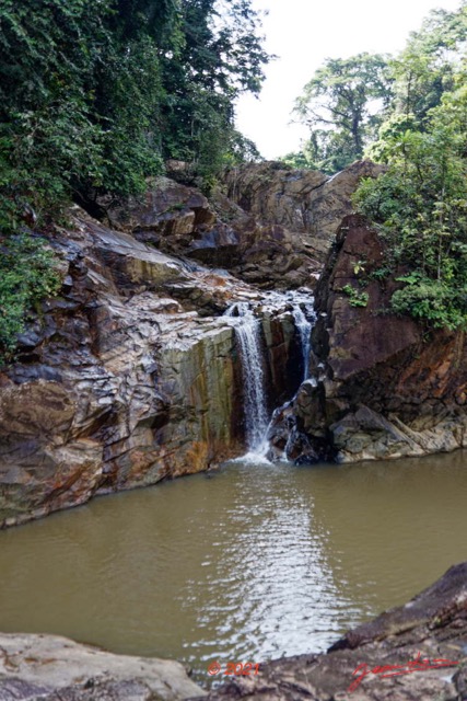 047 KINGUELE 03 la Grande Cascade 1ere Chute 21E80DIMG_210524146907_DxOwtmk 150k.jpg