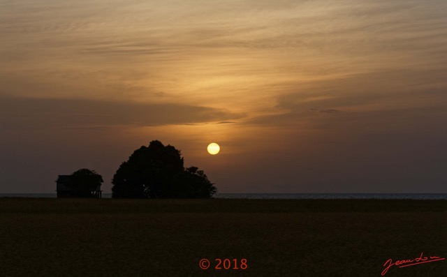 109 NYONIE 3 la Piste la Savane vers Ndouni Coucher de Soleil 18E5K3IMG_180224126676_DxOwtmk.jpg